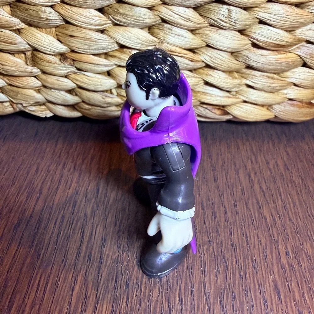 Fisher-Price Purple-Caped Vampire Imaginext Action Figure